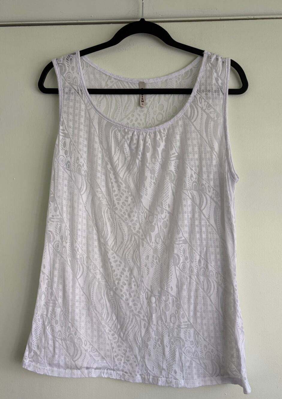 Cubism Solid White Abstract Textured Burnout Knit Tank Top Scoop Neck Shirt XL